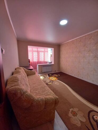 квартира с подсления: 1 комната, 35 м², 105 серия, 1 этаж, Косметический ремонт
