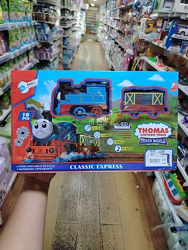 игрушка поезд: Игрушечный поезд «Thomas Cartoon Train – Classic Express» - Набор из — 1