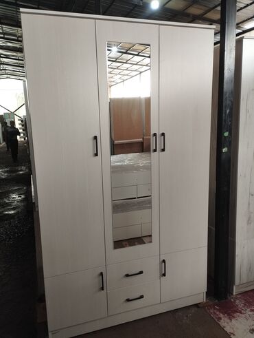 Шкафы для одежды: Шкаф для одежды, Новый, Прямой, ЛДСП — 15