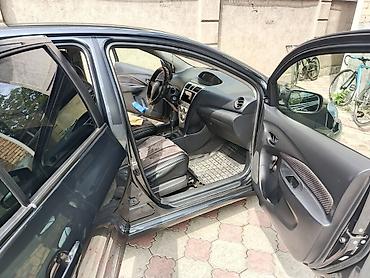 525: Toyota Belta: 2007 г., 1.6 л, Автомат, Бензин, Седан — 10