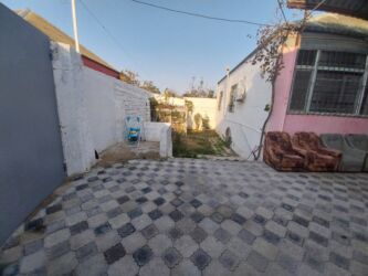 Bağ evlərinin satışı: Ev Savalan 28N mektebe 139 marsurut xetine tam yaxin yerlesir evin -da lalafo.az — 9 Bağ evlərinin satışı: Ev Savalan 28N mektebe 139 marsurut xetine tam yaxin yerlesir evin — 9