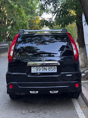 mercedes sprinter 8 1: Nissan X-Trail: 2.5 l | 2011 il Ofrouder/SUV — 4