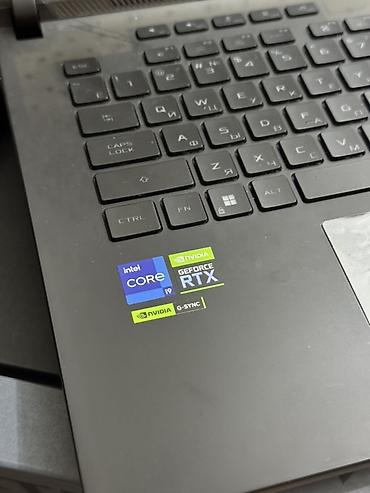 ноутбук с 1660 ti: ROG Strix SCAR 16 Üzerinde ekstra 2 display var. Totalda 3 display — 4
