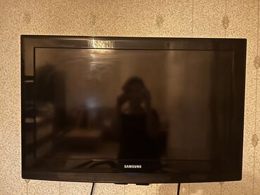 televizor satiram: İşlənmiş Televizor Samsung 82"