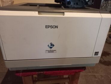 Masaüstü kompüterlər və iş stansiyaları: Epson lazerni 1ed elave katric usdunde verilecek