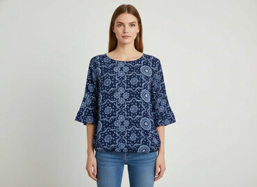 modne bluzki plus size: Жіноча блуза, розмір S