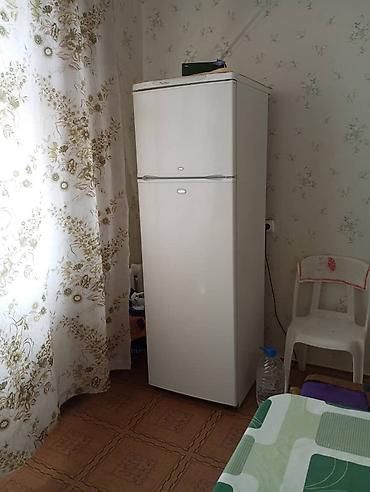 снимать дом: 1‑комнатная квартира с изолированной комнатой и балконом. Дом — 5