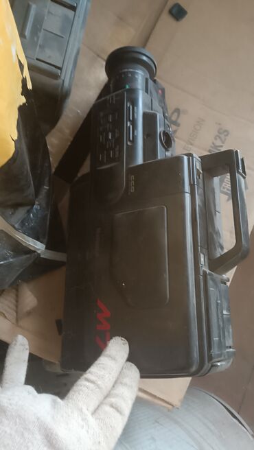 колонка микшер усилитель динамик: Винтажные видеокамеры VHS/CCD для плечевой съемки 2 штук Описание: -
