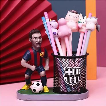 suviner pullar: Futbolcu qələm qabları və suvenir. Boyuk tek Ronaldo keramika 50 — 4
