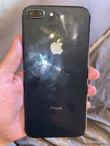 iphone 8 pilus: IPhone 8 Plus, 64 GB, Qara, Zəmanət, Barmaq izi