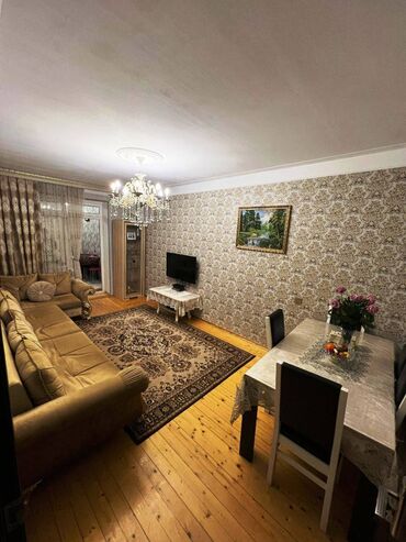 Köhnə tikili: Bakı, Yeni Günəşli Massiv D, 4 otaqlı, Köhnə tikili, 80 kv. m — 1