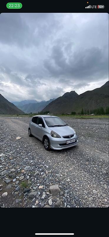 210 5 5: Honda Fit: 2002 г., 1.3 л, Автомат, Бензин, Хэтчбэк — 1