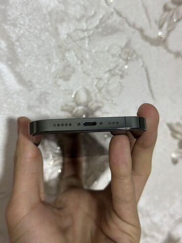 Apple iPhone: IPhone 13 Pro, Б/у, 128 ГБ, Alpine Green, Защитное стекло, 81 % — 2