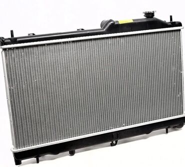 Другие детали вентиляции, охлаждения и отопления: Продаю основной радиатор на Субару аутбек объём 2.5 полностью с