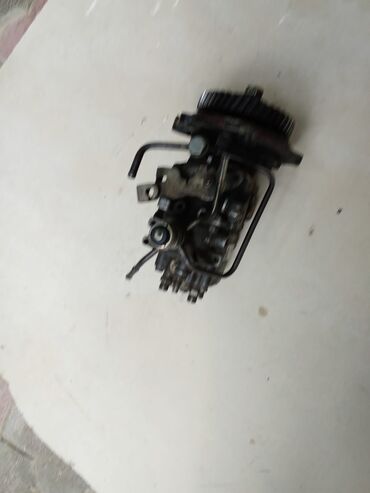 Sbor motorlar və silindr başlıqları: ISUZU dizel mühərriki üçün komple silindr başlığı və əlavə hissələr - — 8