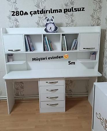yazı masası qiyməti: Ağ rəngli funksional iş/oxu masası və üst dolab bloku. Xüsusiyyətlər — 1