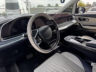 bis vip: LDV : 2024 г., 2 л, Автомат, Бензин, Минивэн — 3
