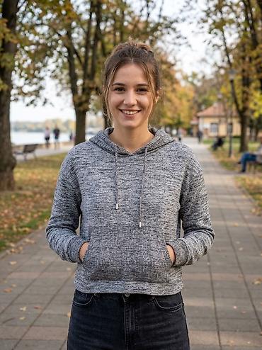 n sport zenske trenerke kompleti: Ženski džemperi i dukserice – moderna pletena kolekcija - Prugasti — 3