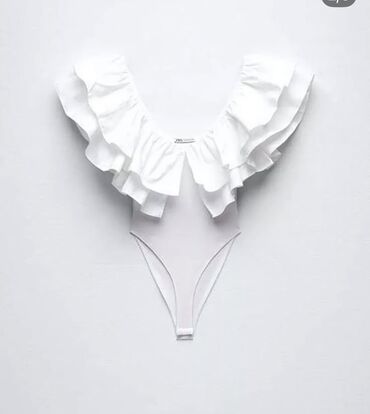 Baletkalar: Zara body bluz tezedir geyilmeyib 
L razmerdir — 1