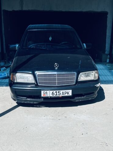 набор ключей для машины: Mercedes-Benz C‑Class (W202), черный баклажан. Основные особенности