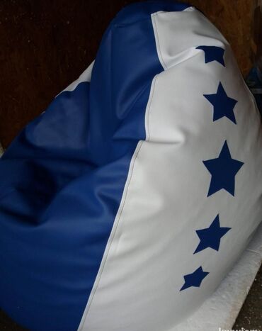 Fotelje: Novi Lazy bagovi, sašiveni duplim šavom sa koncem extra jačine. Naše — 5