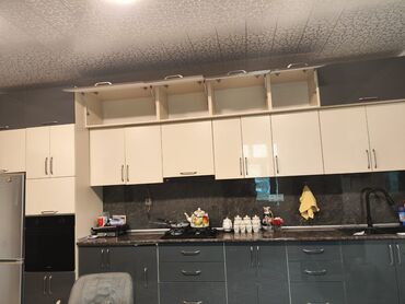Mətbəx mebeli: Mətbəx mebeli satılır 700₼ üzərində iki gözlü moyka+qaz verilir. Ölçü
