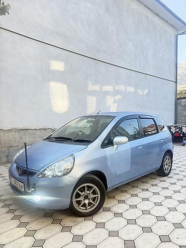даешо тико: Honda Fit: 2002 г., 1.3 л, Вариатор, Бензин, Хэтчбэк — 2