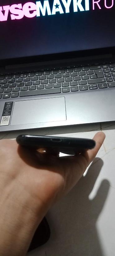 Apple iPhone: IPhone Xr, 128 ГБ, Чехол, 80 % — 9