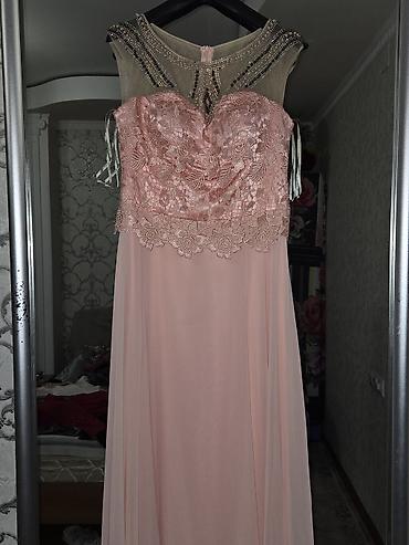 Вечерние платья: Вечернее платье, А-силуэт, Длинная модель, Шифон, С рукавами, Стразы, M — 1