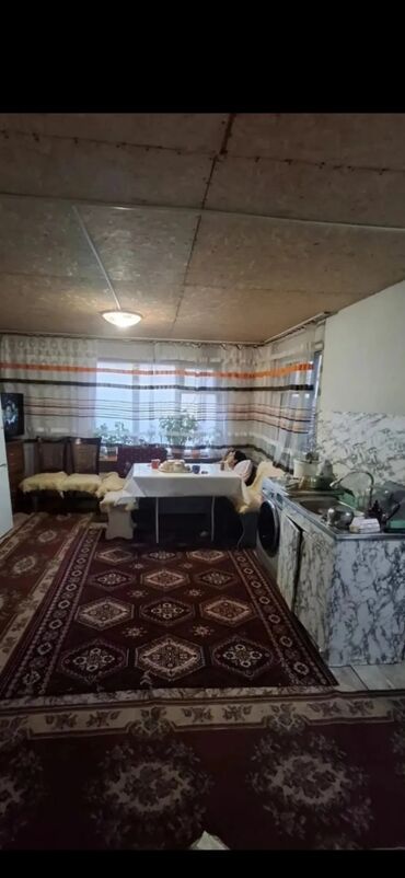 арендага тандыр алам: 55 м², 3 комнаты, Парковка, Забор, огорожен