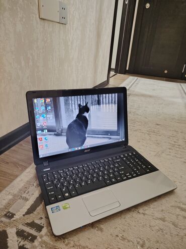 Ноутбуки: Acer 15.6 ", Intel Core i5, 256 ГБ