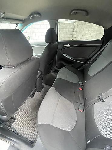 Hyundai: Hyundai Solaris: 2014 г., Бензин, Седан — 12