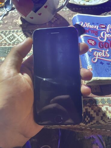 iphone xr 64 gb qiymeti: IPhone 8, 64 ГБ, Черный