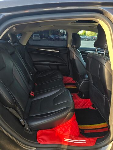 Ford: Ford Fusion: 2 l | 2018 il 133862 km Sedan — 8