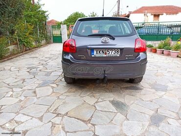 Toyota: Toyota Auris: 1.4 l. | 2010 έ. Sedan — 3