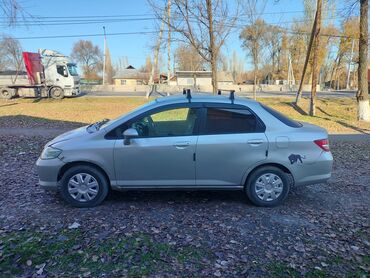 хонда акрд: Honda Fit Aria: 2003 г., 1.5 л, Вариатор, Бензин, Седан