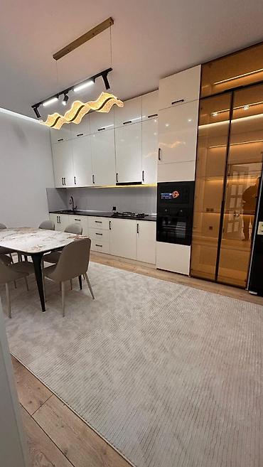 Продажа коттеджей и домов: Продаётся роскошный Дом 📈Район: Арча-Бешик ▪️ рядом улица — 7