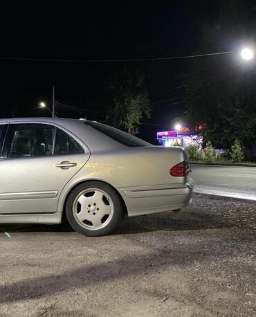 Mercedes-Benz: Mercedes-Benz E-Class: 2000 г., 3.2 л, Типтроник, Бензин, Седан — 4