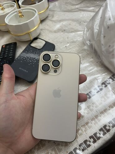 Apple iPhone: IPhone 13 Pro, 128 ГБ, Золотой, Чехол