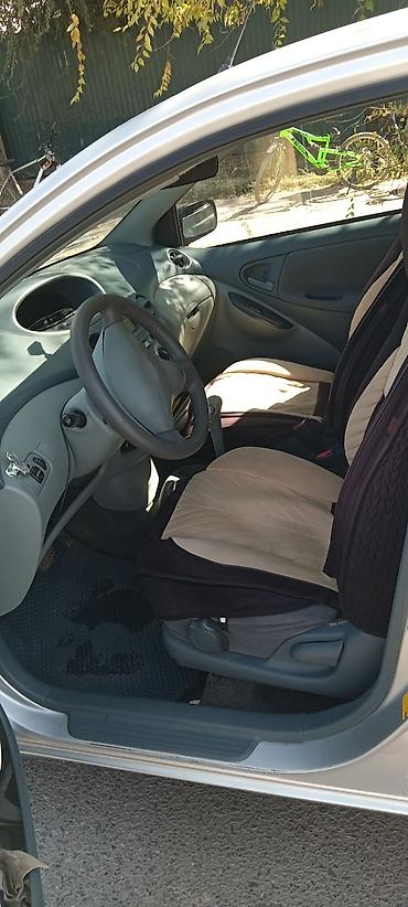 sanata yf: Toyota Yaris: 2001 г., 1.3 л, Автомат, Бензин, Хэтчбэк — 5