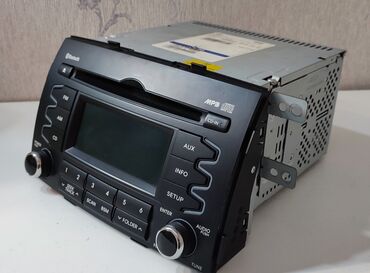 Maqnitofonlar: (MAQNİTOLA). Kia Sorento 2012 (2 turbo dizel) üstdən çıxma original — 2