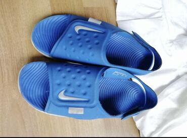 обувь из америки: Сандалии 36 размер Nike оригинал, носили очень мало, заказала сыну с