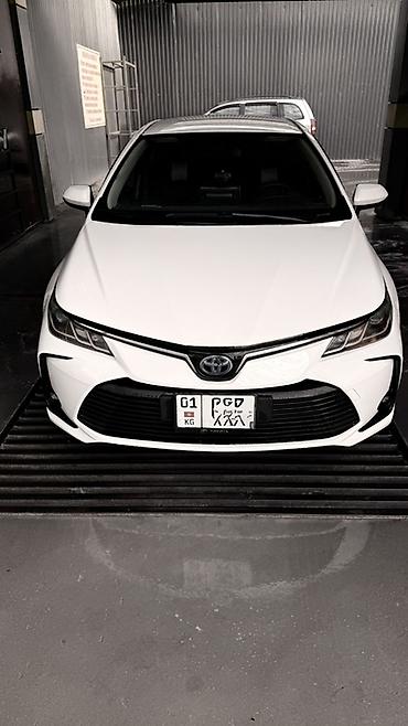 voxy noah: Toyota Corolla: 2019 г., 1.8 л, Вариатор, Гибрид, Седан — 1