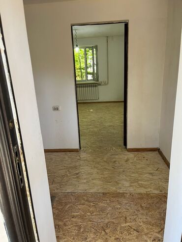 снять квартиру в районе автовокзала: 20 м², Без мебели