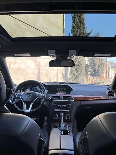 mercedes benz e250: Mercedes-Benz C 250: 1.8 l | 2014 il Sedan — 5