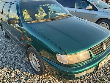 Volkswagen Passat: 2001 г., 2 л, Механика, Бензин, Универсал