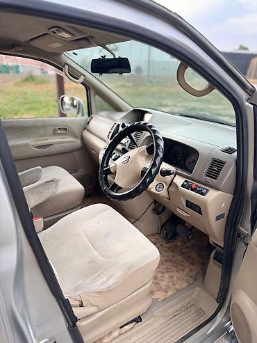 range over: Nissan Serena: 2002 г., 2 л, Вариатор, Газ, Минивэн — 10