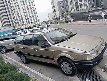 Volkswagen Passat Variant: 1989 г., 1.8 л, Механика, Бензин, Универсал