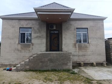 gence satilan evler: Maştağa qəs., 3 otaqlı, Yeni tikili, m. Koroğlu, 110 kv. m