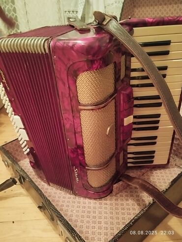Musiqi alətləri: Akustik Akkordeon